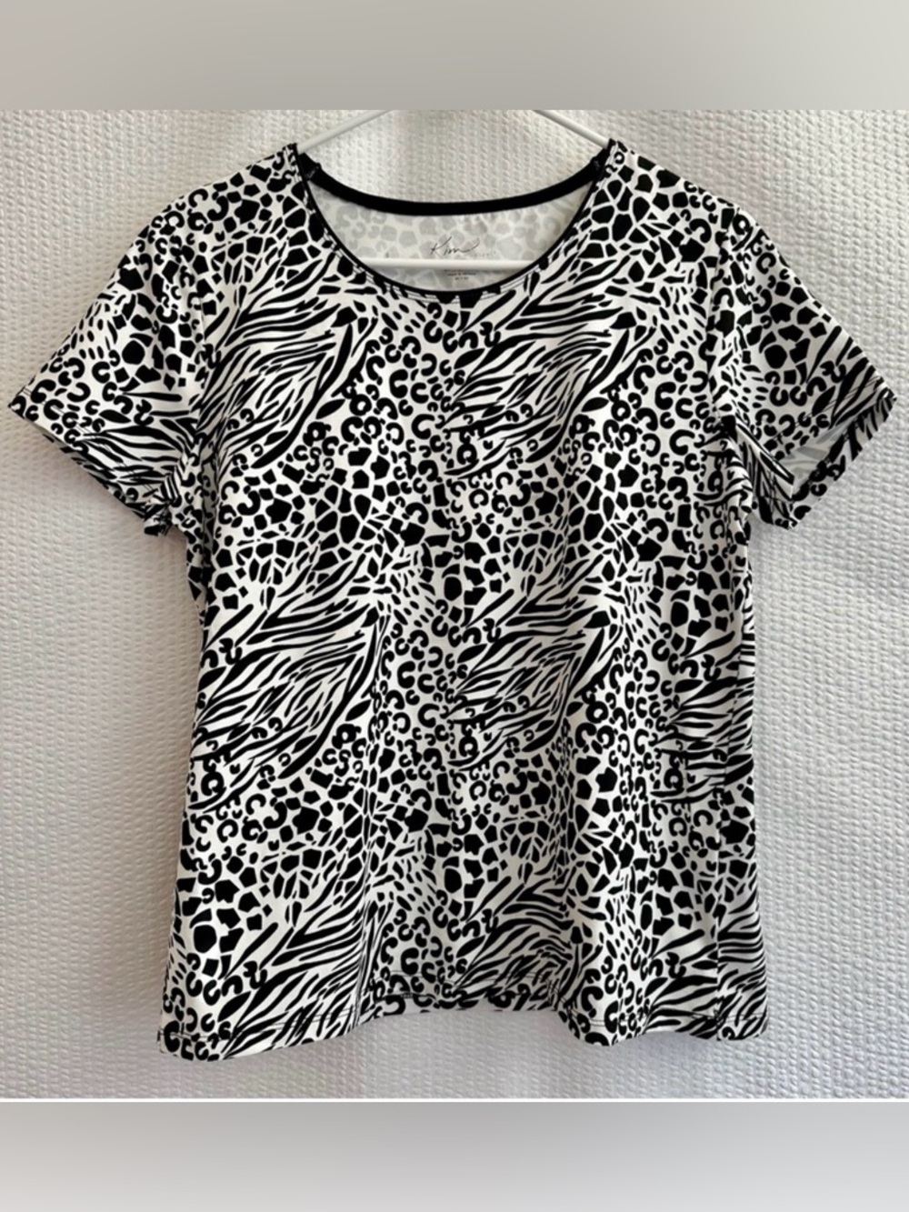 Kim Rogers Black White Mixed Animal Print Short Sleeve Top Size Medium